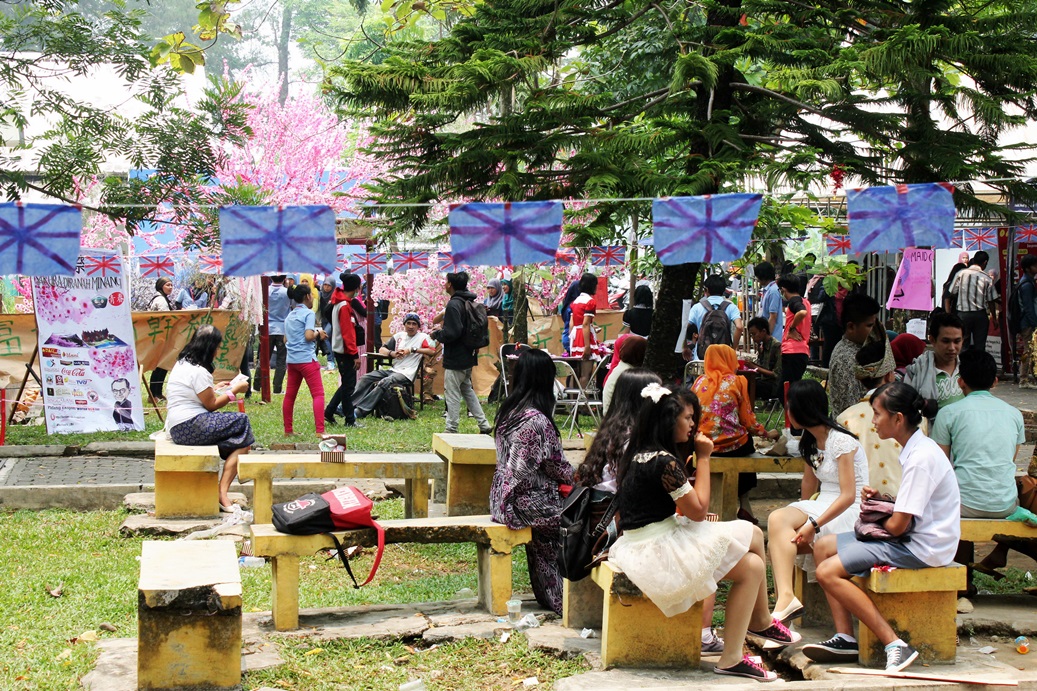 Seminar Bahasa dan Budaya (SEBAYA-1) Universitas Bung Hatta