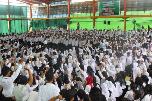 Redam Kekerasan: Pengenalan Mahasiswa Baru UBH Dengan Pelatihan ESQ