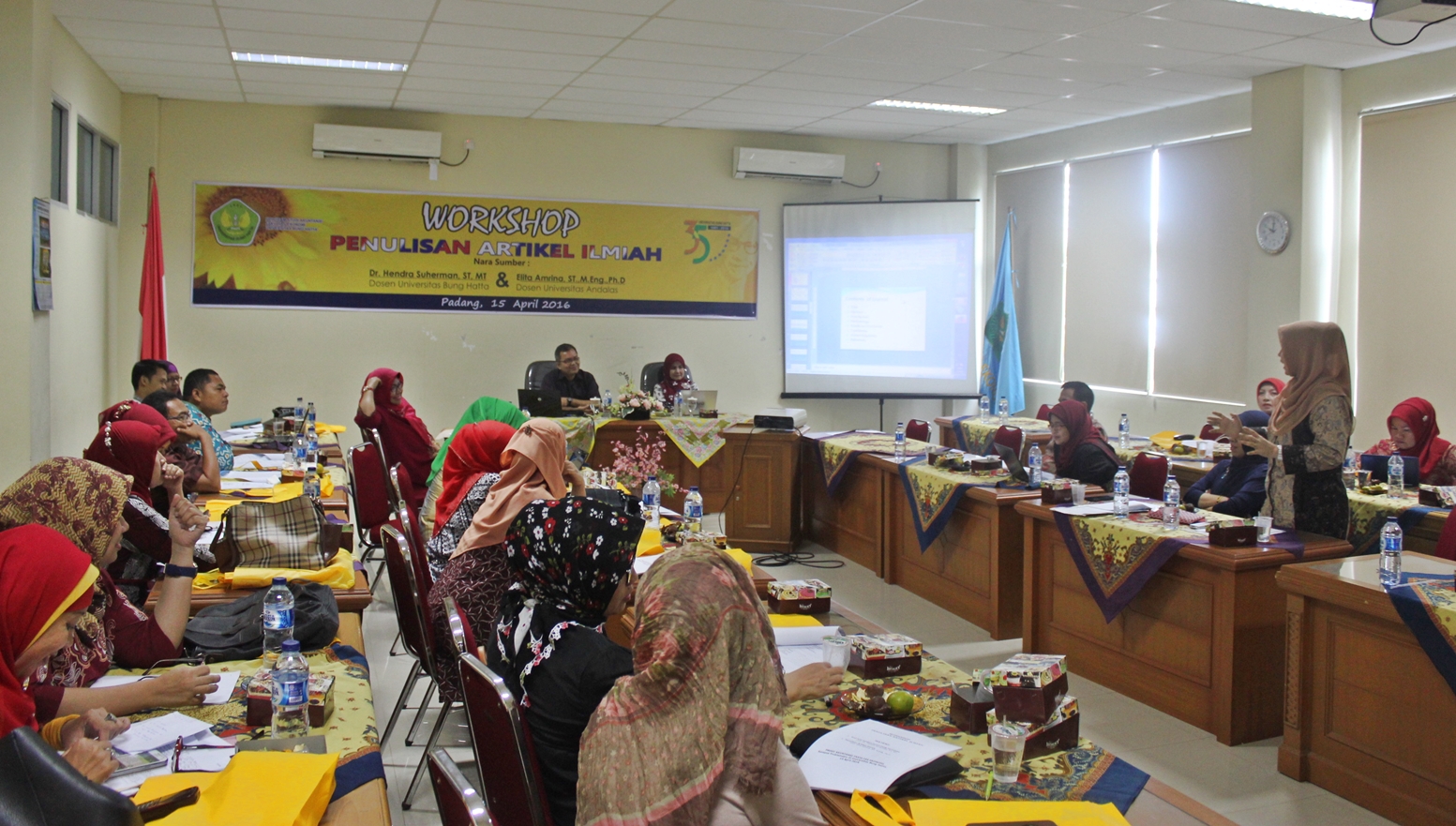 Jurusan Akuntansi Universitas Bung Hatta Gelar Workshop Penulisan Artikel Ilmiah