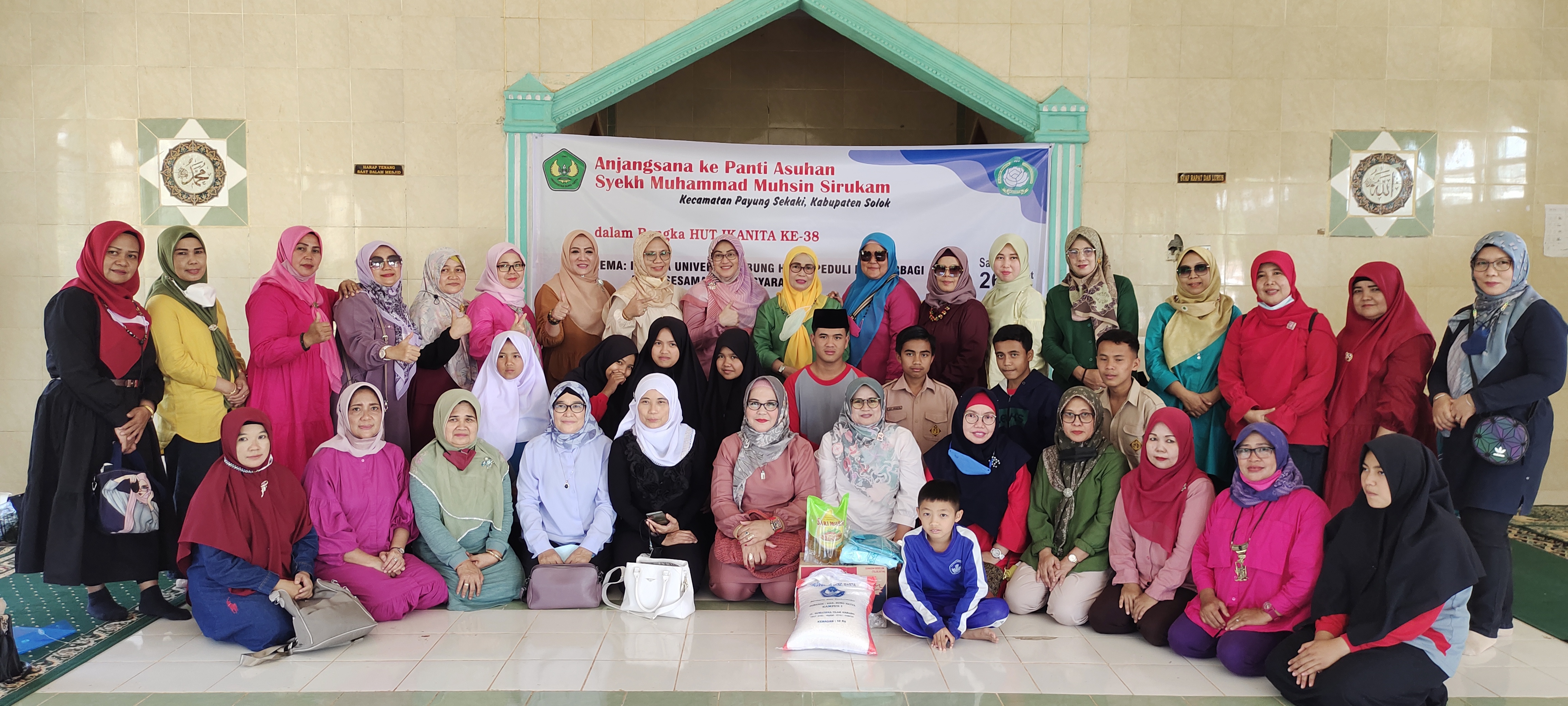 Ikanita Universitas Bung Hatta Peduli dan Berbagi ke Pantai Asuhan Syekh Muhammad Muhsin Kab. Solok