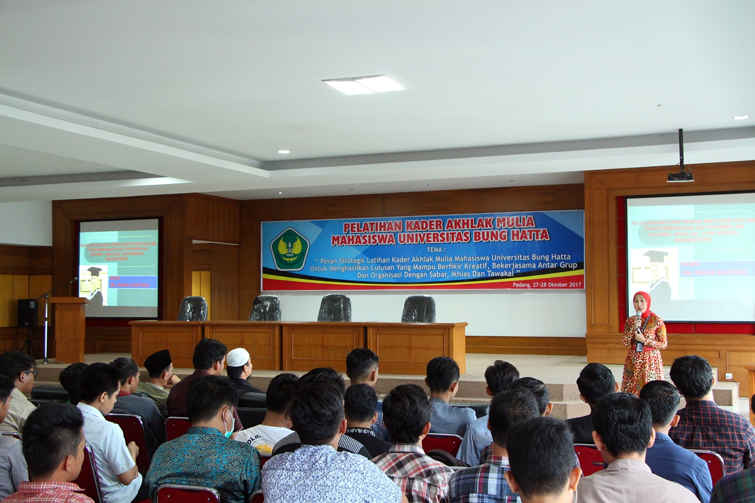 Universitas Bung Hatta Selenggarakan Pelatihan Kader Akhlak Mulia Mahasiswa