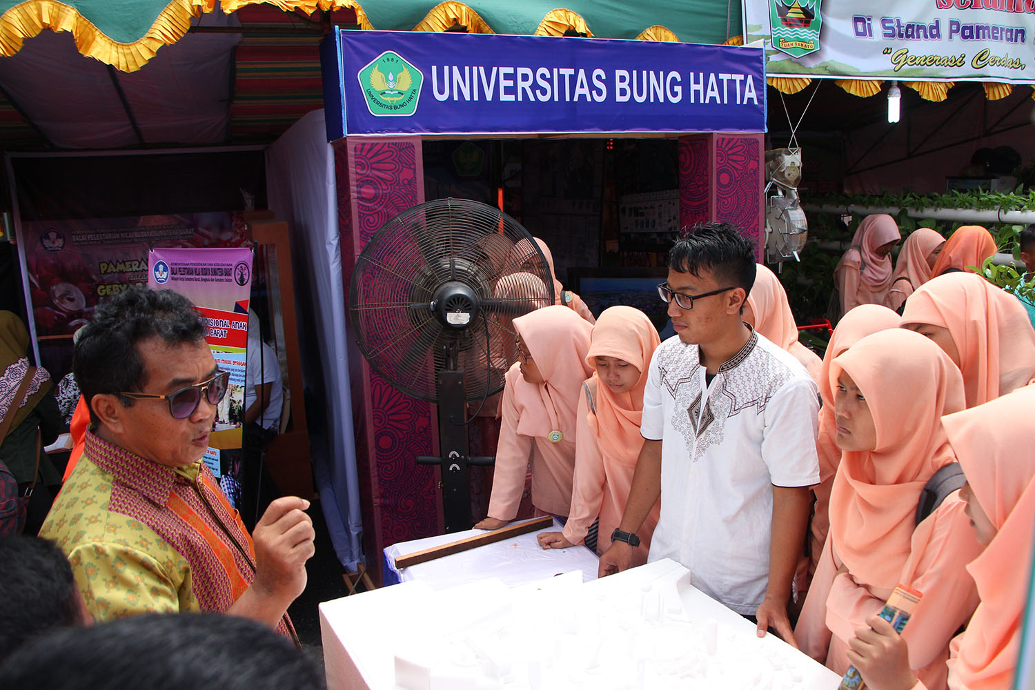 Universitas Bung Hatta Tampil di Gebyar dan Expo Teknologi Pendidikan Sumbar