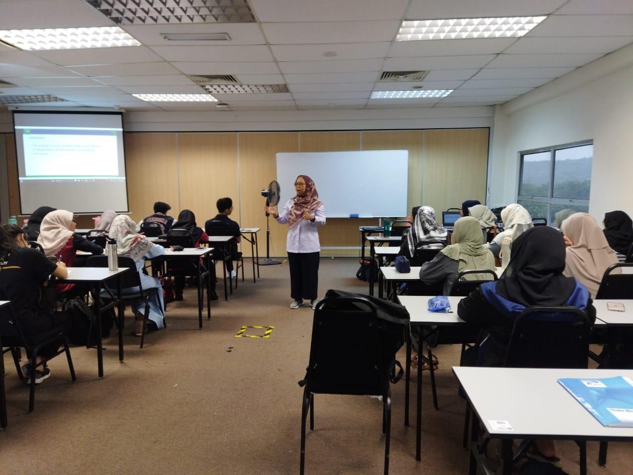 Universiti Teknologi Malaysia (UTM), Undang Dosen FEB-UBH Sebagai Dosen Tamu