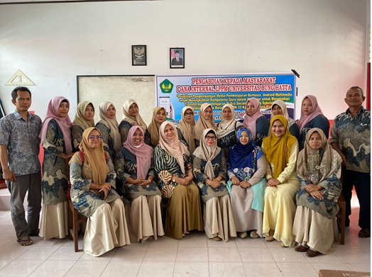 Tim PKM PGSD FKIP Universitas Bung Hatta Beri Pelatihan Pembuatan Media Pembelajaran Berbasis Android bagi Guru SDN 33 Kalumbuk Kota Padang